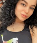 Rencontre Femme : Alyona, 28 ans à Ukraine  Sumy